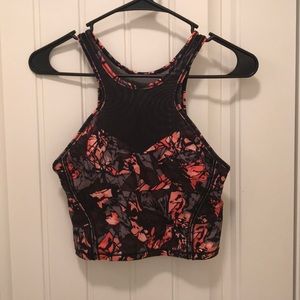 Lulu crop top